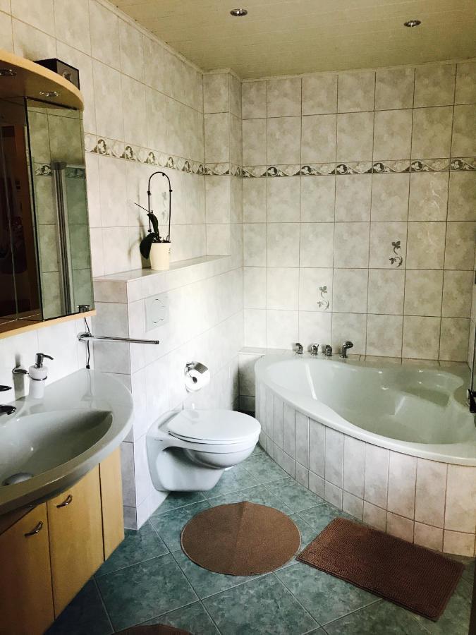 Großes Ferienzimmer Uckermark Casekow Exterior foto
